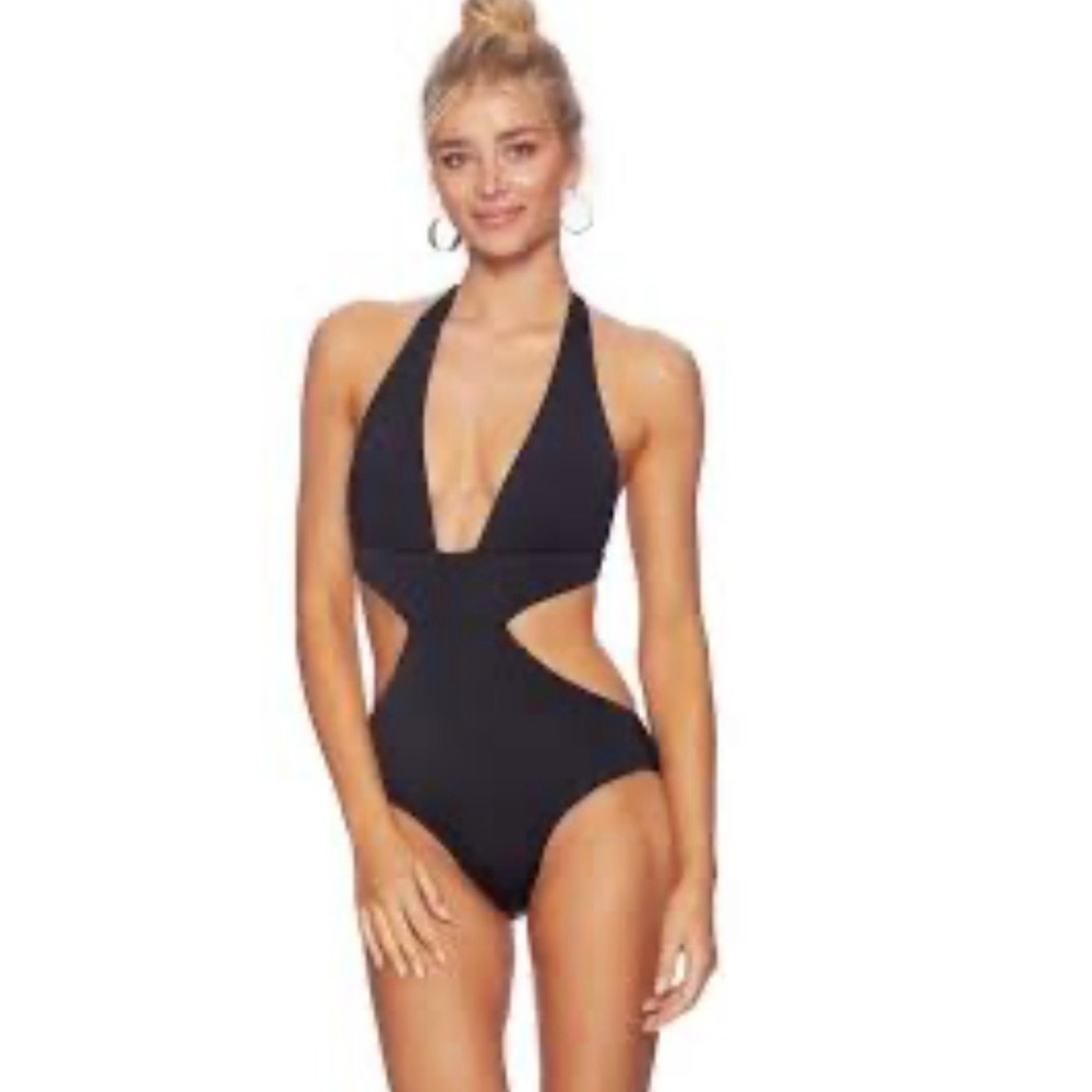 Beach Bunny Nina Cut Out One Piece Swimsuit Black Halter Monokiniโ 2X B171061P6
